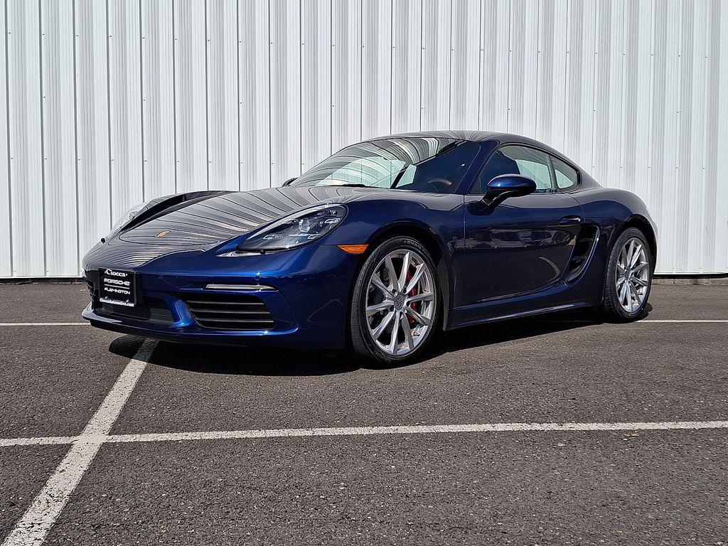 2022 Porsche 718 Cayman