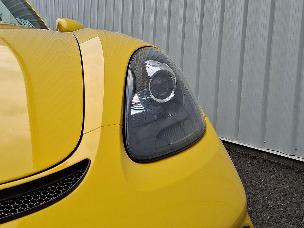 2023 Porsche 718 CAYMAN GT4 — миниатюра 13
