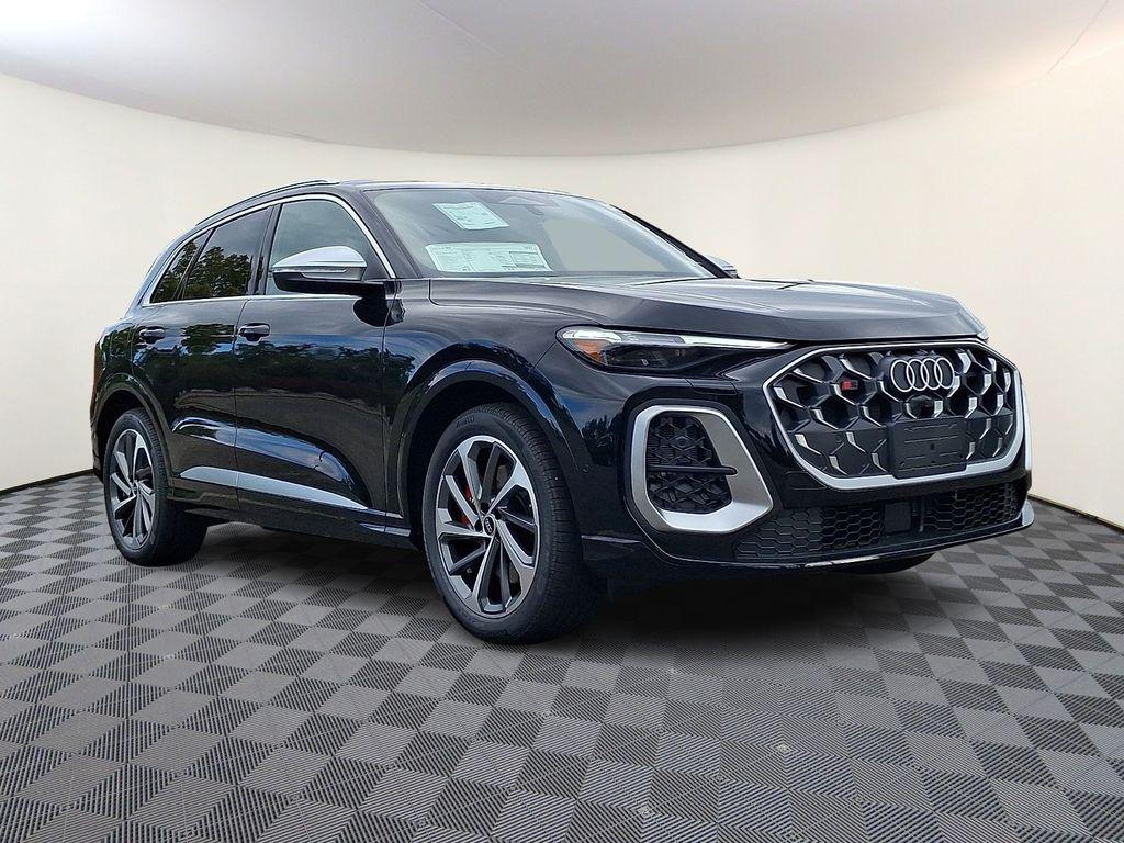 New 2026 Audi SQ5 3.0T Premium