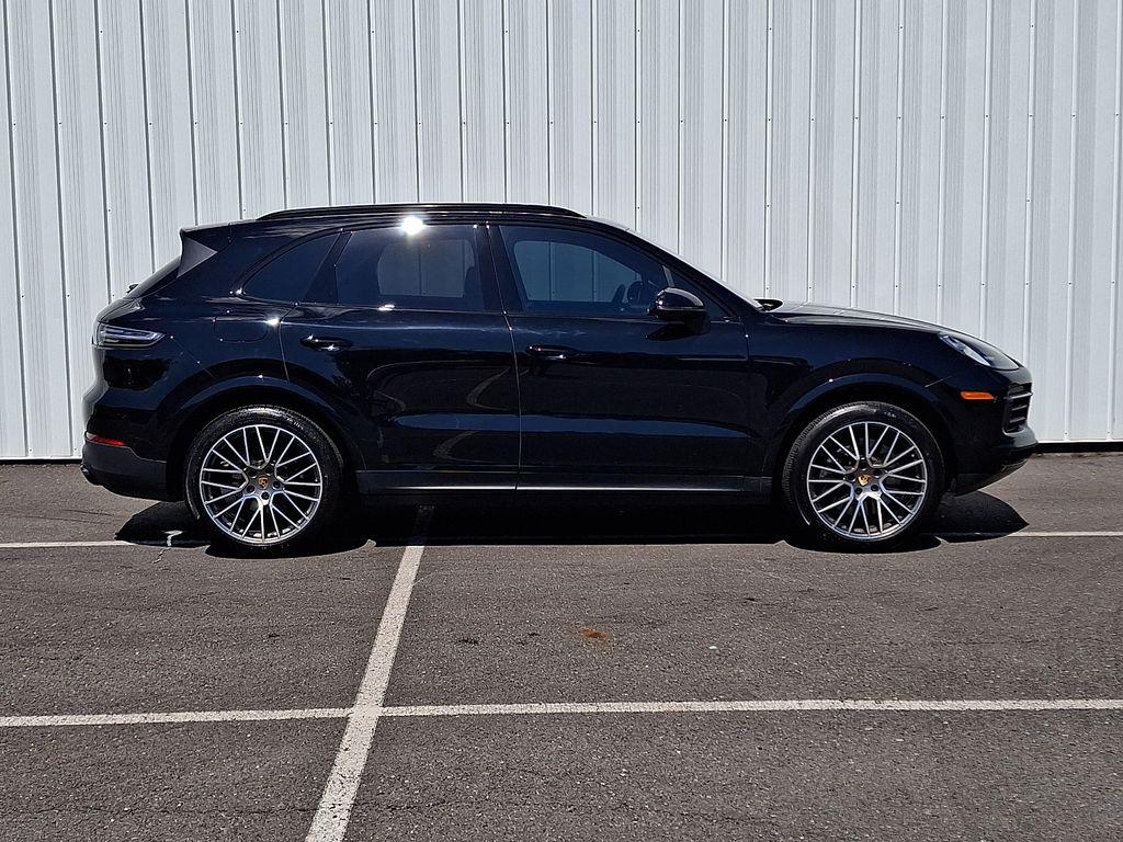 PORSCHE CAYENNE PLATINUM EDITION - 8