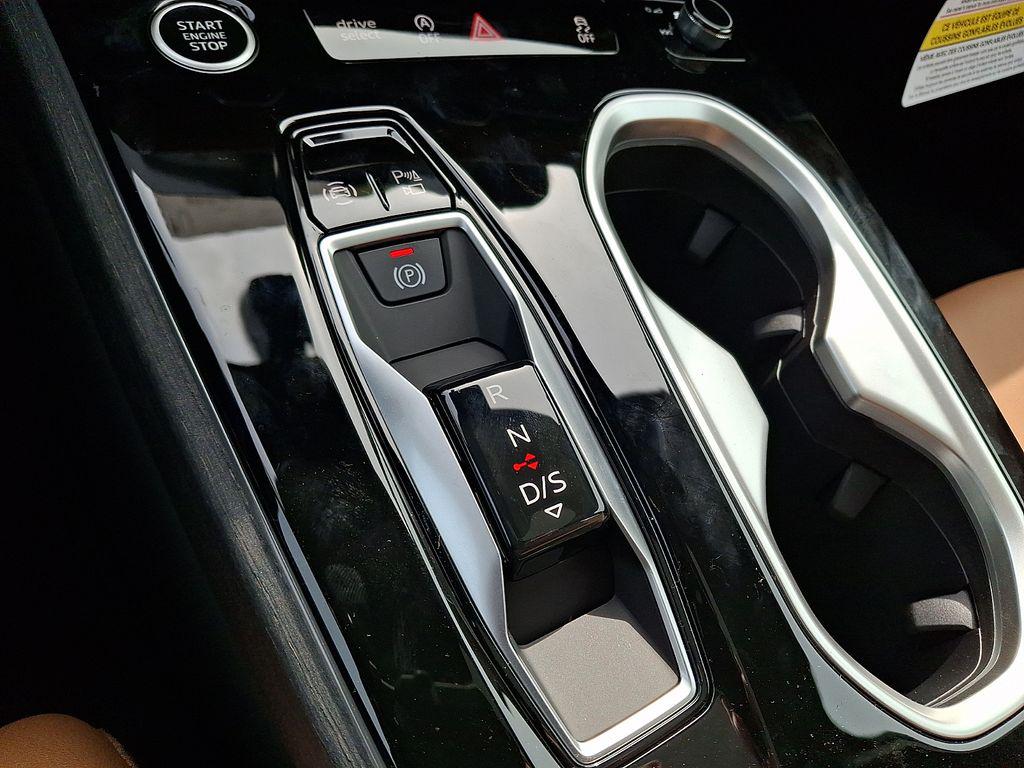 صورة مصغرة 14 لـ 2026 AUDI A6 PREMIUM PLUS QUATTRO S TRONIC