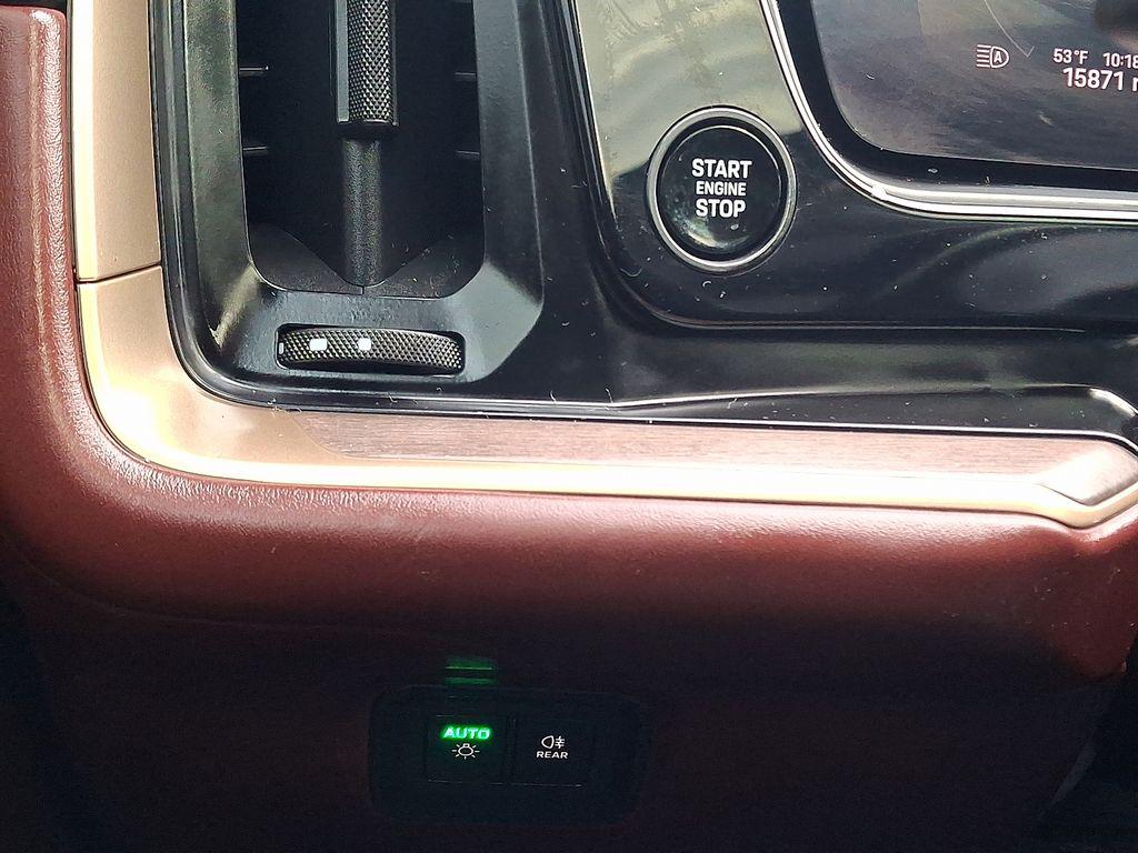 صورة مصغرة 30 لـ 2025 Porsche CAYENNE CAYENNE TURBO E-HYBRID