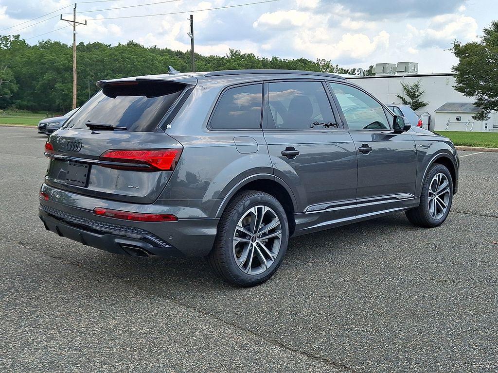 صورة 9 لـ 2026 AUDI Q7 55 PREMIUM
