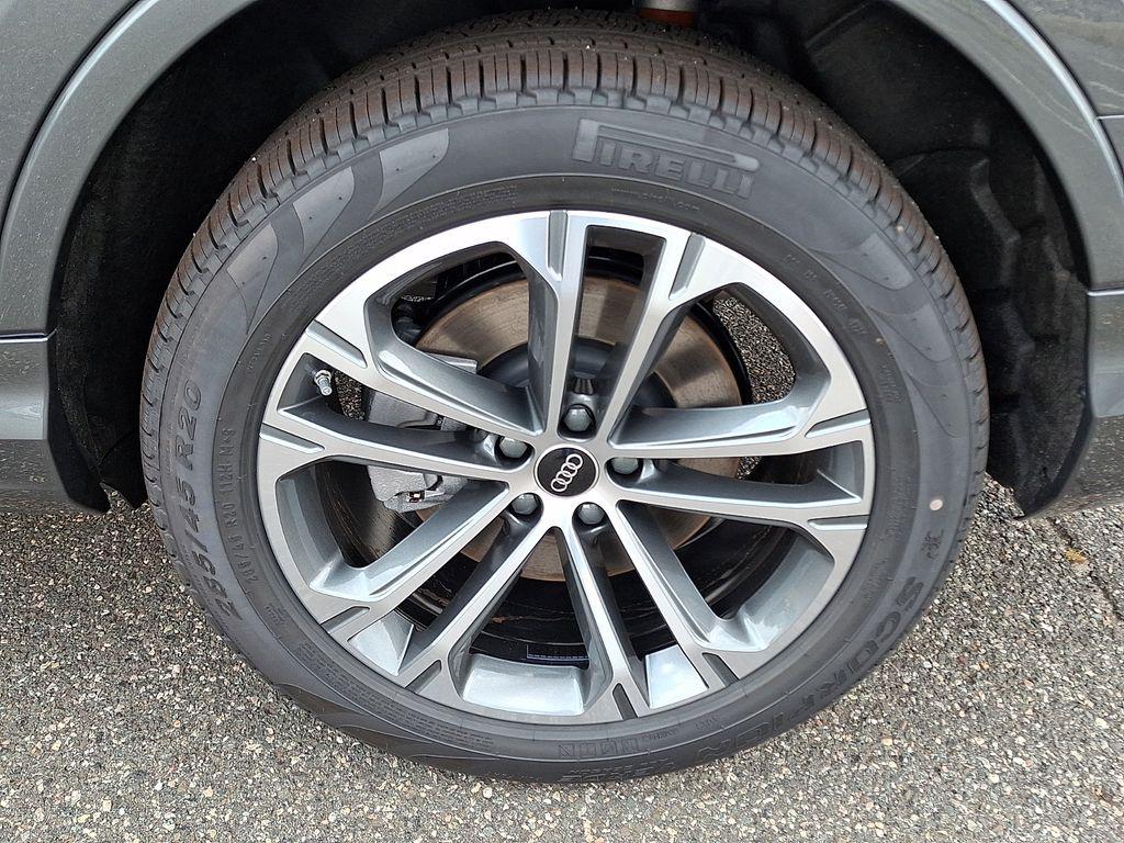 صورة 10 لـ 2026 AUDI Q7 55 PREMIUM