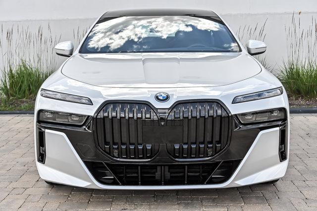 2024 BMW I7 XDRIVE60 photo 4