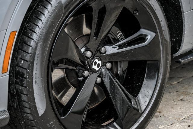 2022 Bentley BENTAYGA V8 照片 8