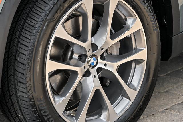 صورة 8 لـ 2026 BMW X5 XDRIVE40I