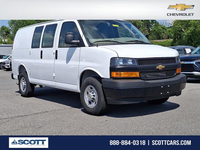 New 2025 Chevrolet Express 2500 LT
