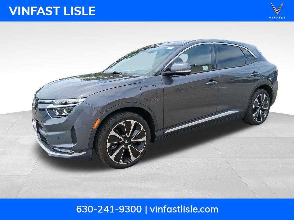New 2025 VinFast VF 8 Plus
