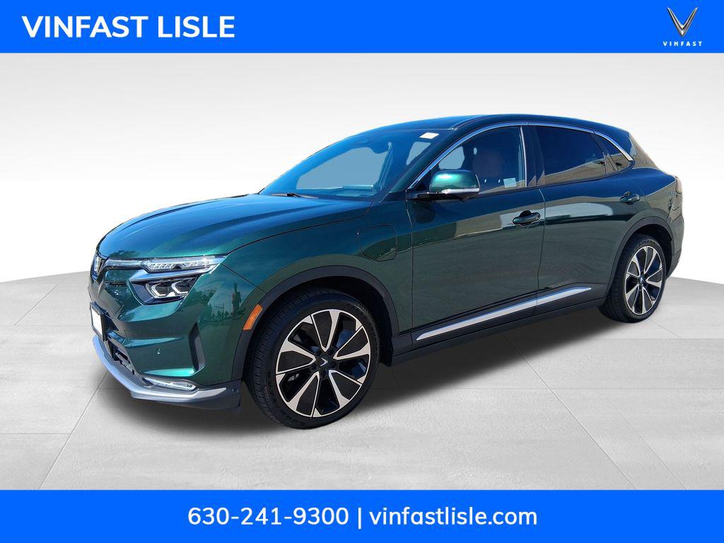 New 2025 VinFast VF 8 Plus