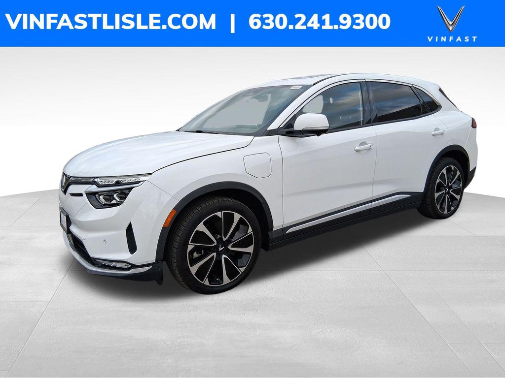New 2025 VinFast VF 8 Plus