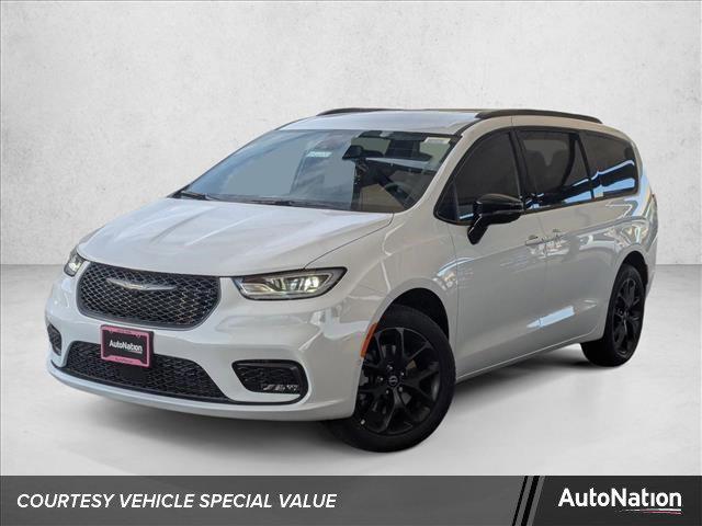 New 2026 Chrysler Pacifica L