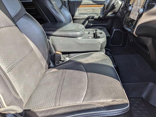 2023 RAM 2500 LARAMIE MEGA CAB 4X4 6'4' BOX — миниатюра 20