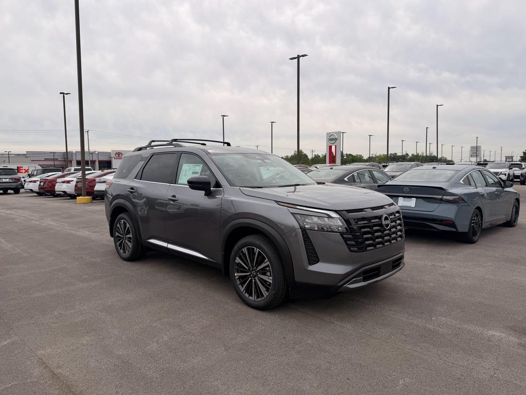 New 2026 Nissan Pathfinder Platinum