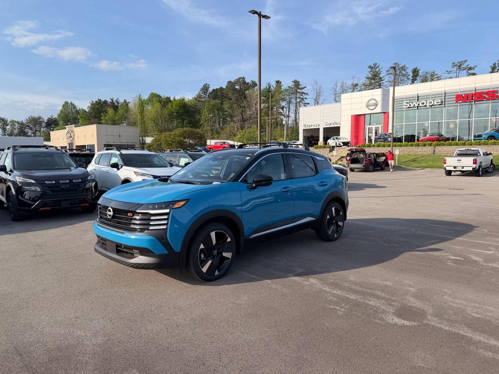 New 2026 Nissan Kicks SR