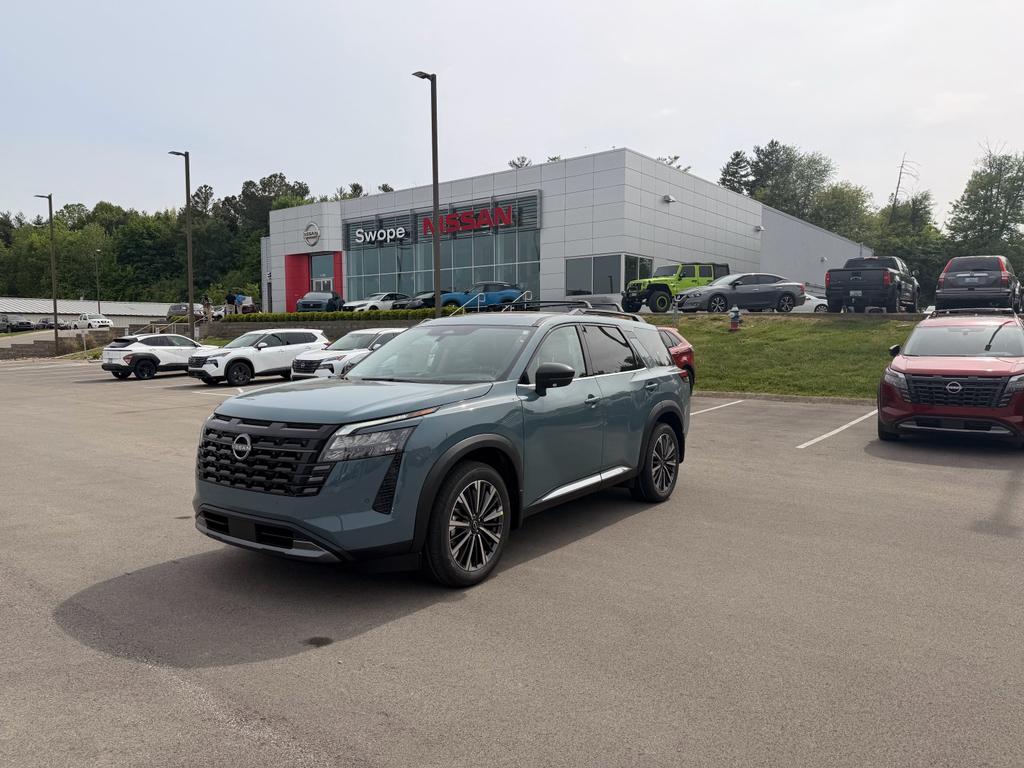 New 2026 Nissan Pathfinder Platinum
