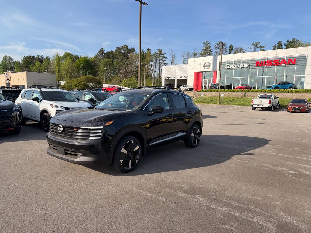 New 2026 Nissan Kicks SR