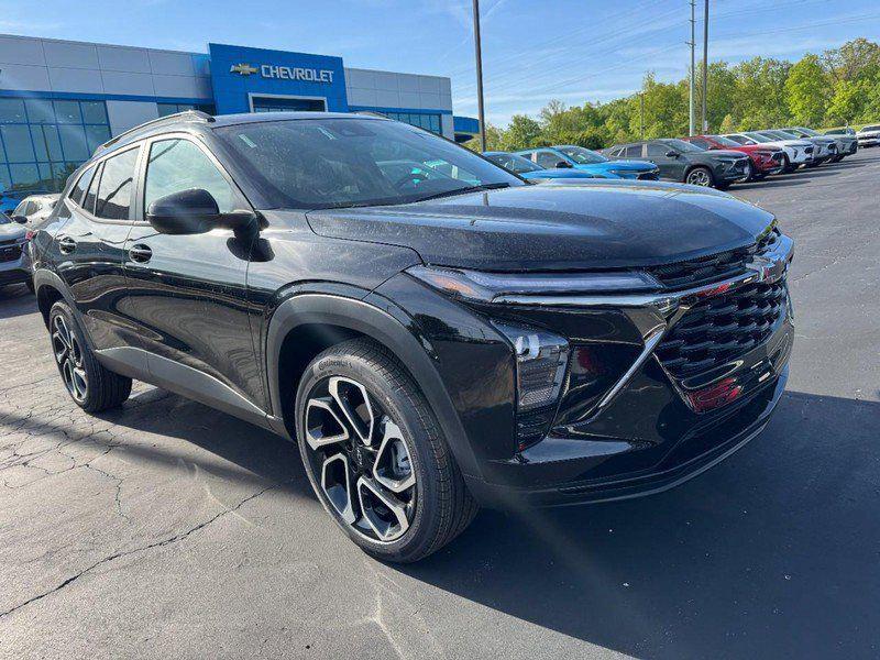 New 2026 Chevrolet Trax FWD 2RS