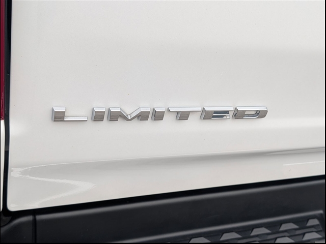 2023 RAM 1500 LIMITED photo 7