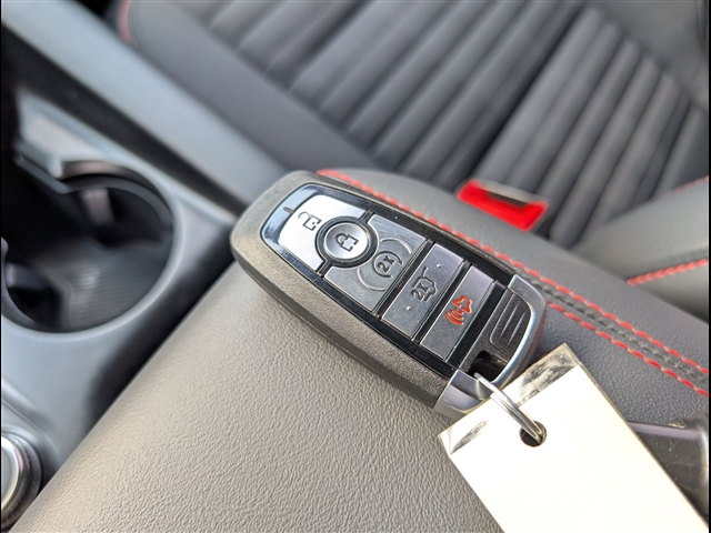 صورة مصغرة 38 لـ 2025 FORD EXPLORER ST-LINE