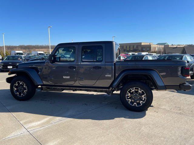 New 2026 Jeep Gladiator Sahara 4x4