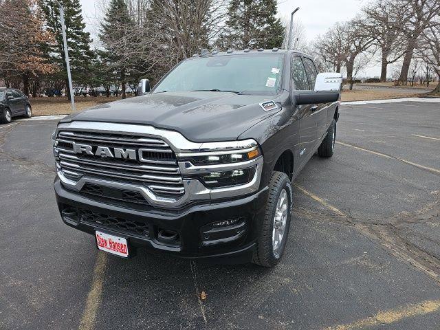 New 2026 RAM 2500 Laramie Crew Cab 4x4 8' Box