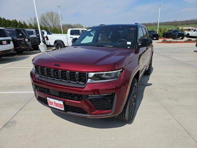 New 2026 Jeep Grand Cherokee Summit