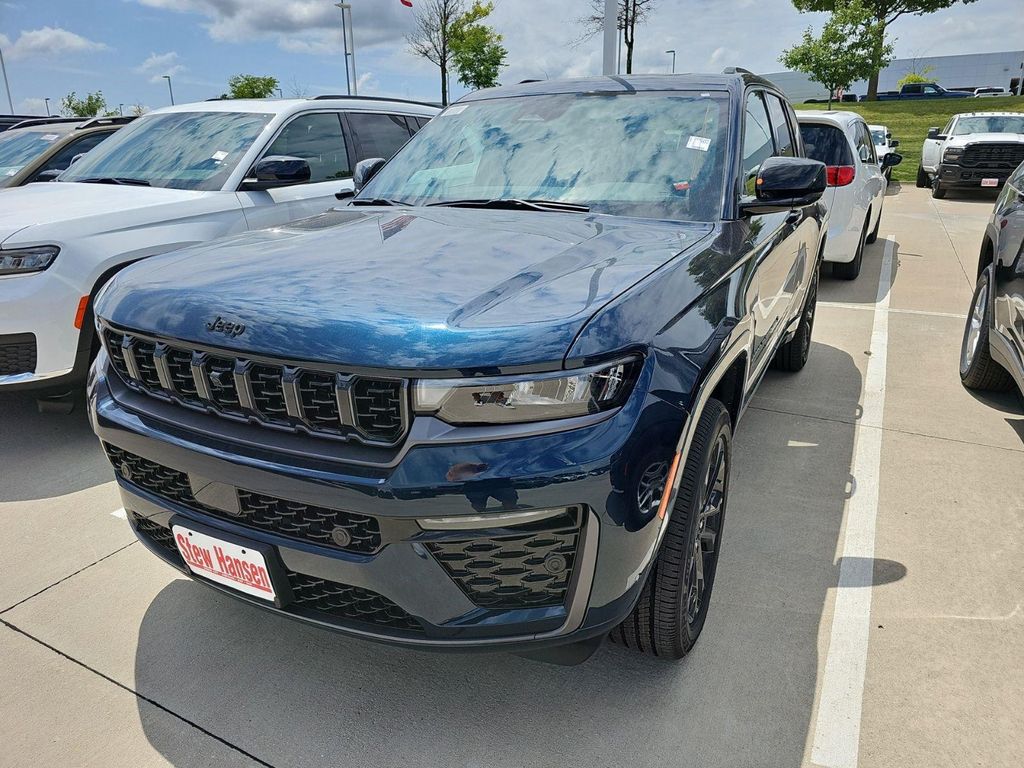 New 2026 Jeep Grand Cherokee Limited