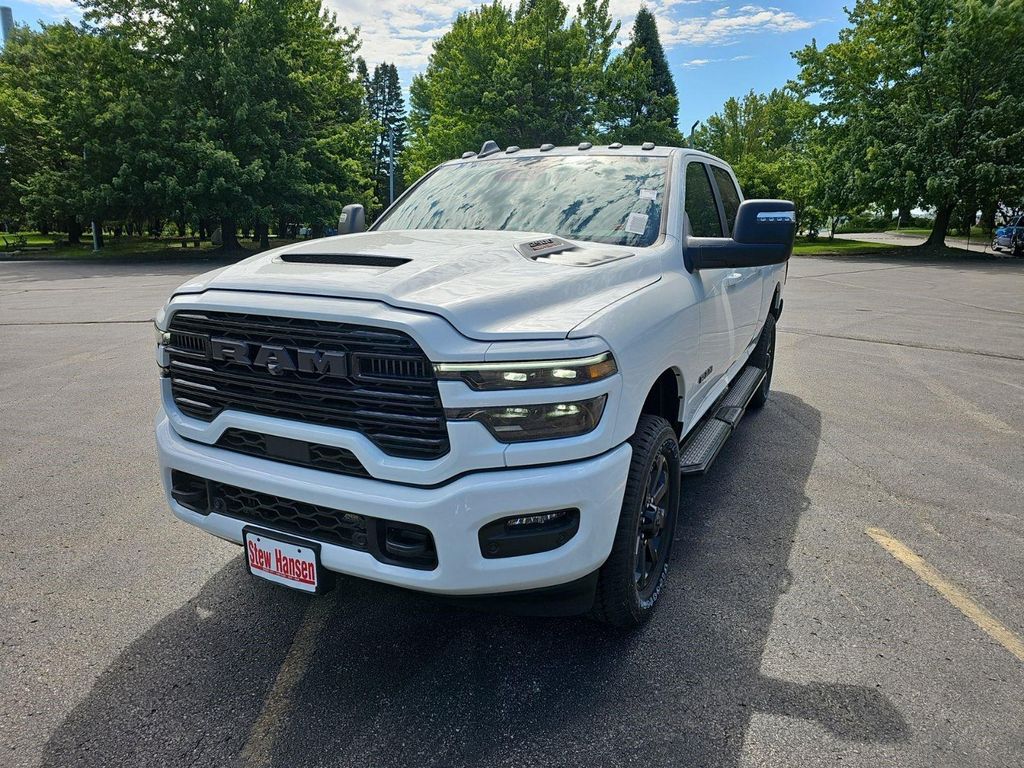 New 2026 RAM 2500 Laramie Crew Cab 4x4 6'4' Box