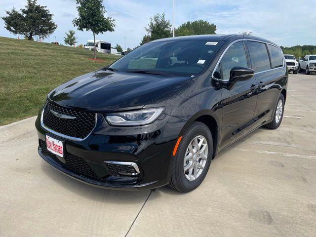 New 2026 Chrysler Pacifica L