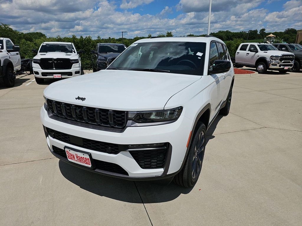 New 2026 Jeep Grand Cherokee L 85th Anniversary Edition