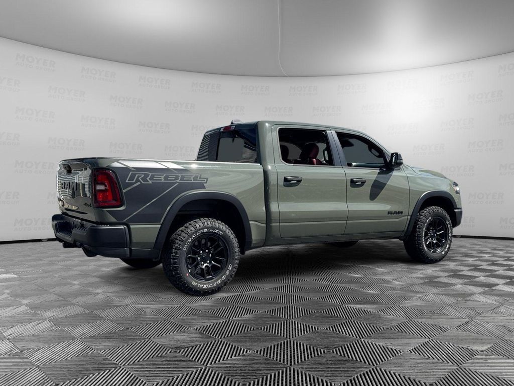 2026 RAM 1500 REBEL 照片 5