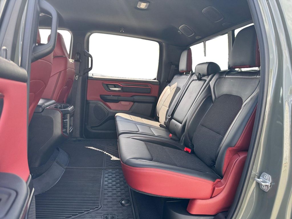 صورة مصغرة 17 لـ 2026 RAM 1500 REBEL