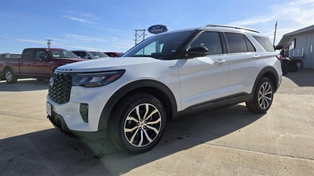 New 2025 Ford Explorer ST-Line