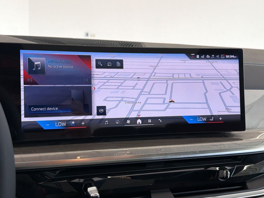 2027 BMW X7 M60I 缩略图 19