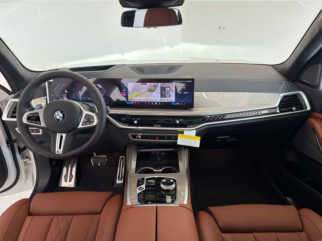 2027 BMW X7 M60I 缩略图 16