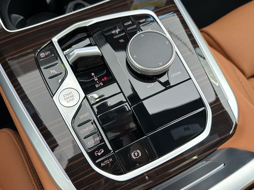 2026 BMW X5 XDRIVE40I thumbnail 17