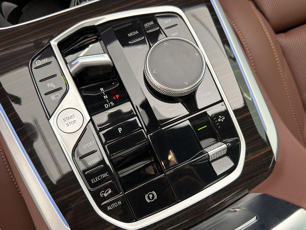 صورة مصغرة 26 لـ 2025 BMW X5 PHEV XDRIVE50E