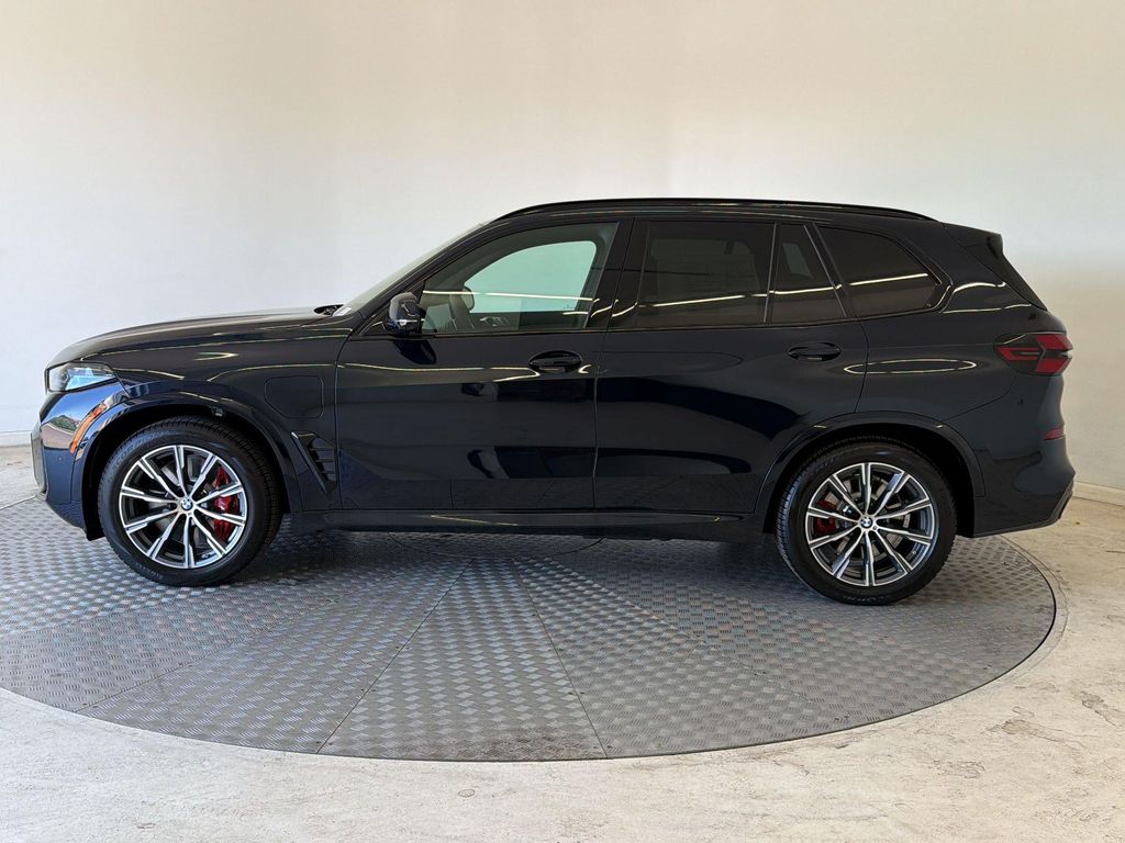 صورة 2 لـ 2026 BMW X5 PHEV XDRIVE50E