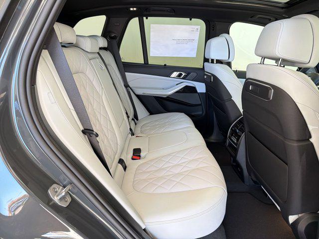 2026 BMW X5 PHEV XDRIVE50E thumbnail 30