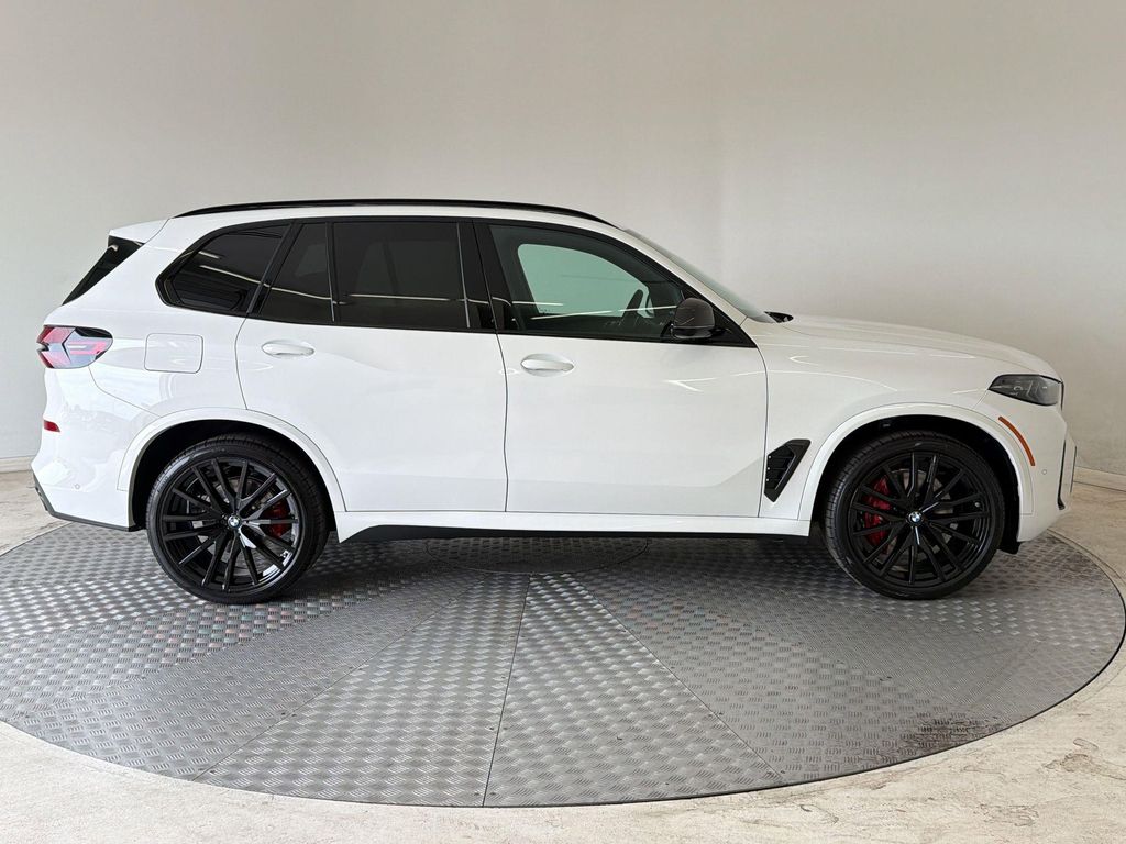 صورة 8 لـ 2026 BMW X5 XDRIVE40I
