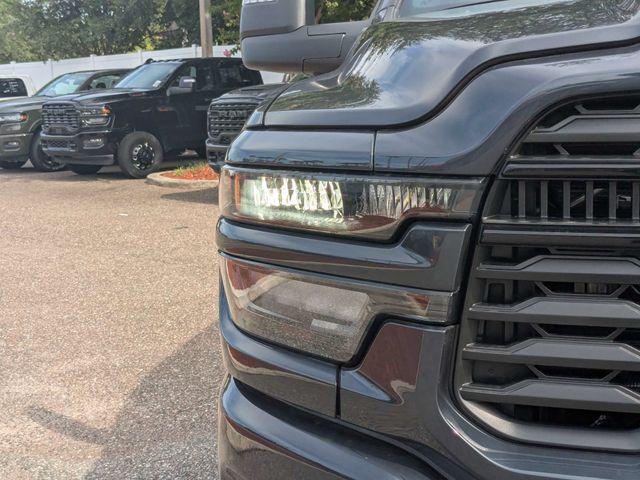 2026 RAM 3500 BIG HORN CREW CAB 4X4 8' BOX — фото 9