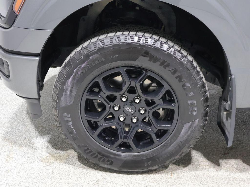2024 FORD F-150 XLT photo 10