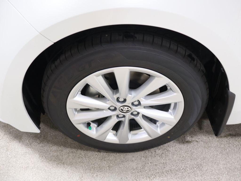صورة 8 لـ 2026 Toyota COROLLA HYBRID LE