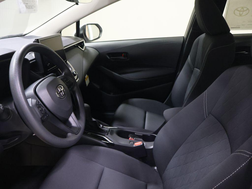 صورة 9 لـ 2026 Toyota COROLLA HYBRID LE