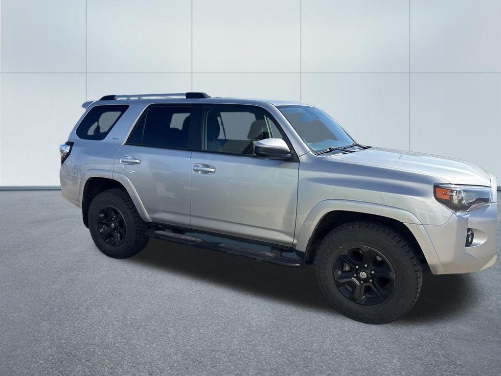 TOYOTA 4RUNNER - 8