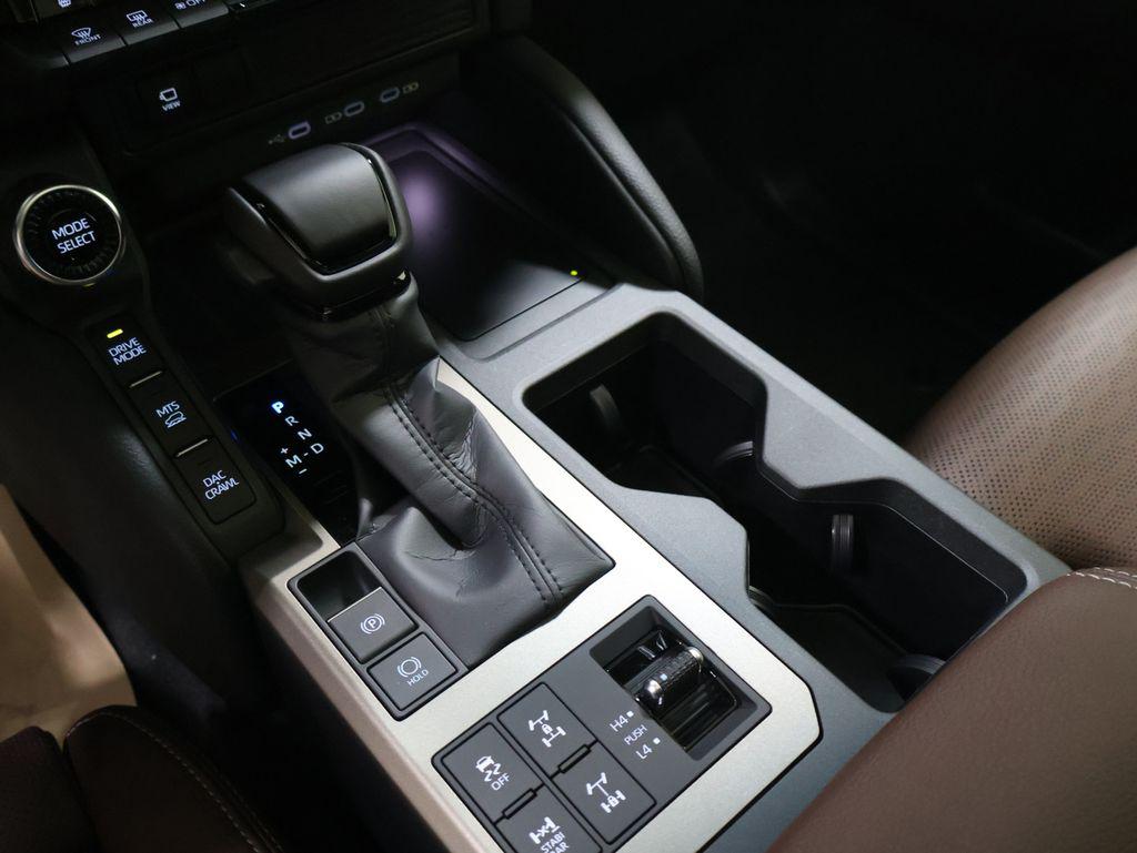 صورة مصغرة 24 لـ 2027 Toyota LAND CRUISER BASE