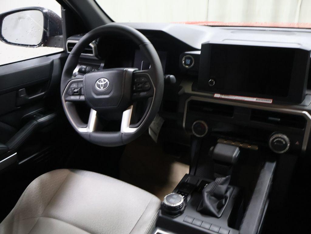 2026 Toyota 4RUNNER SR5 — миниатюра 18