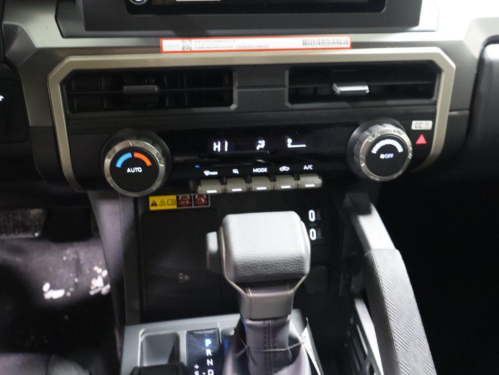 صورة مصغرة 21 لـ 2026 Toyota TACOMA SR5