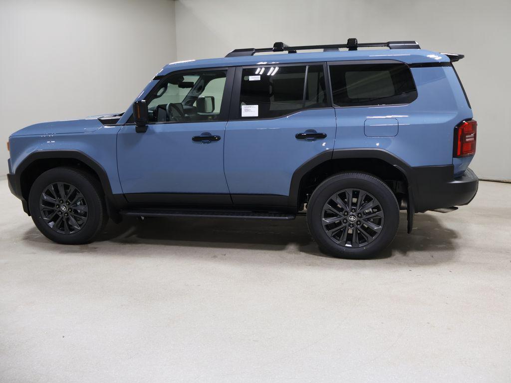2026 Toyota LAND CRUISER BASE photo 4